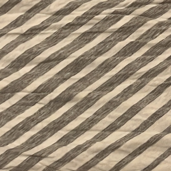 Long stretchy striped skirt - Picture 2 of 3